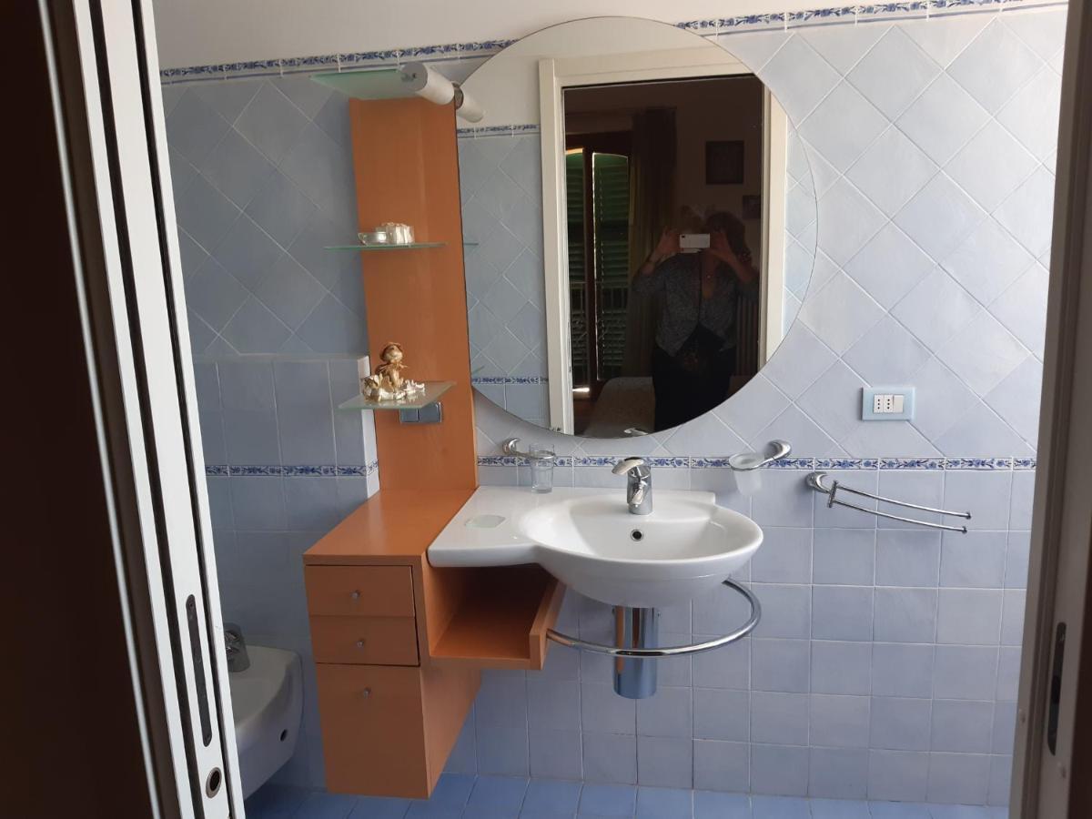 Bed and Breakfast La Casa Sul Golfo Ancona Exterior foto